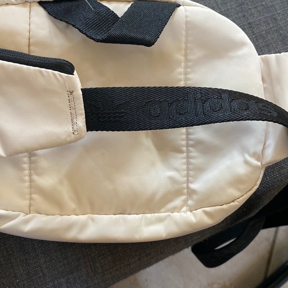 Adidas original white utility crossbody waist Fanny pack sport waist pack - Picture 4 of 7